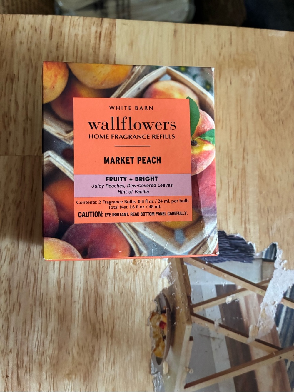 White Barn Wallflowers Market Peach Fragrance Refills - Orange & Green